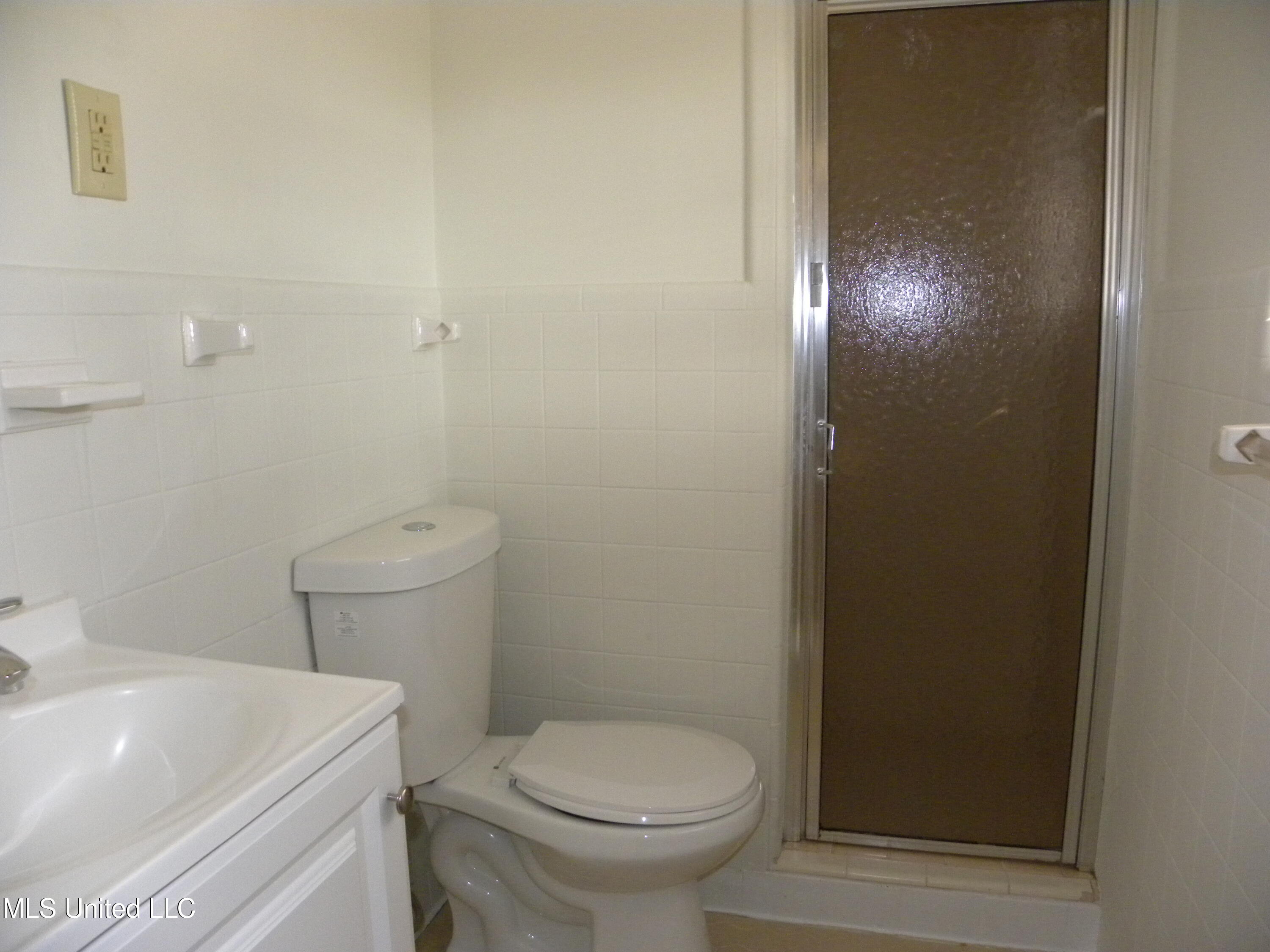 2507 Parkway Road Biloxi, MS 39531 - Photo 32 of 38 DSCN8263