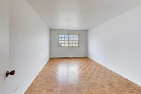 $529,900 | 2703 North Ridge Avenue, Arlington Heights, IL 60004