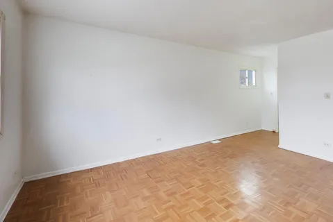 $529,900 | 2703 North Ridge Avenue, Arlington Heights, IL 60004