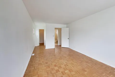 $529,900 | 2703 North Ridge Avenue, Arlington Heights, IL 60004