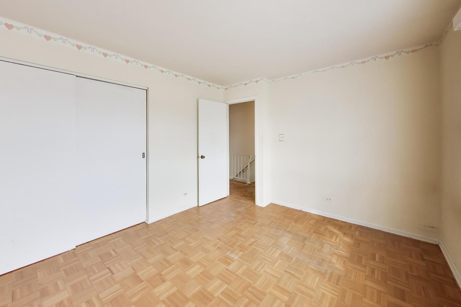 2703 North Ridge Avenue Arlington Heights, IL 60004 - Photo 32 of 51 a view of empty room