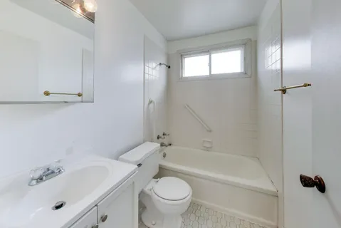 $529,900 | 2703 North Ridge Avenue, Arlington Heights, IL 60004