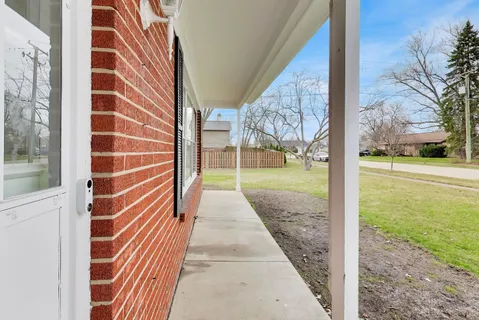 $529,900 | 2703 North Ridge Avenue, Arlington Heights, IL 60004