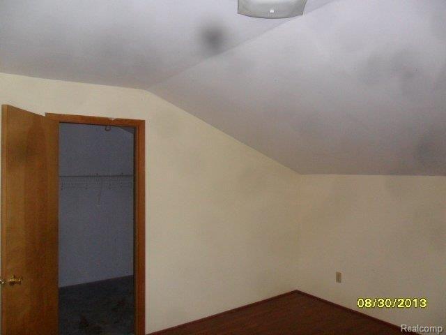 38535 Van Born Road Romulus, MI 48174 - Photo 23 of 27 023.JPG