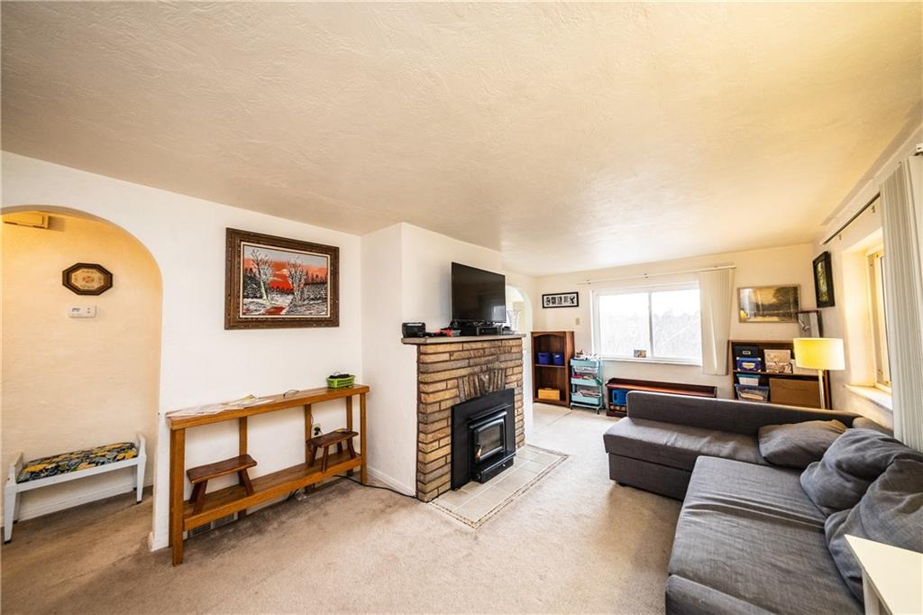 5359 Brownsville Road Pittsburgh, PA 15236 - Photo 9 of 25