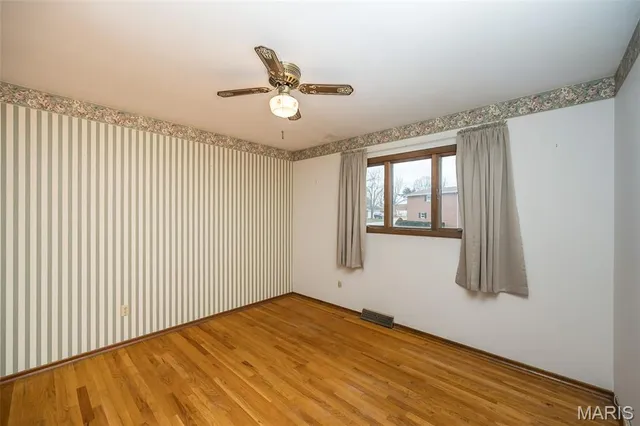 $290,000 | 904 Palm Drive, St. Charles, MO 63301