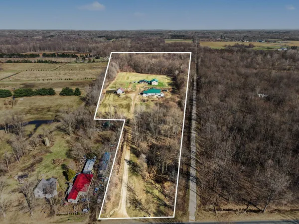 $395,000 | 08079 46th Street, Bloomingdale, MI 49026