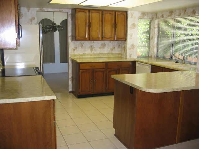 2420 West Hearn Road Phoenix, AZ 85023 - Photo 3 of 6 Additional Photo