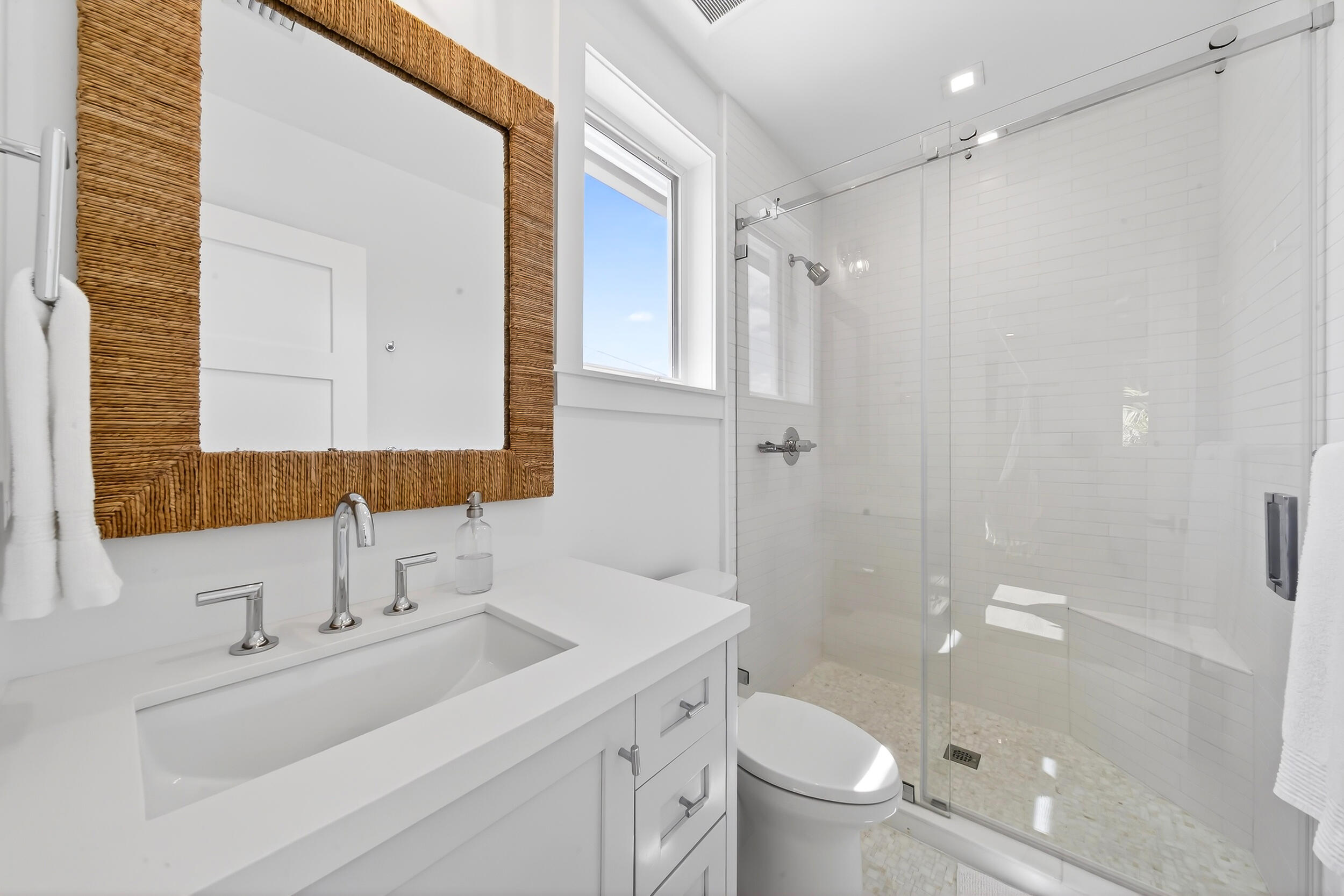 146 Mockingbird Road Tavernier, FL 33070 - Photo 32 of 52 57_kvm03804