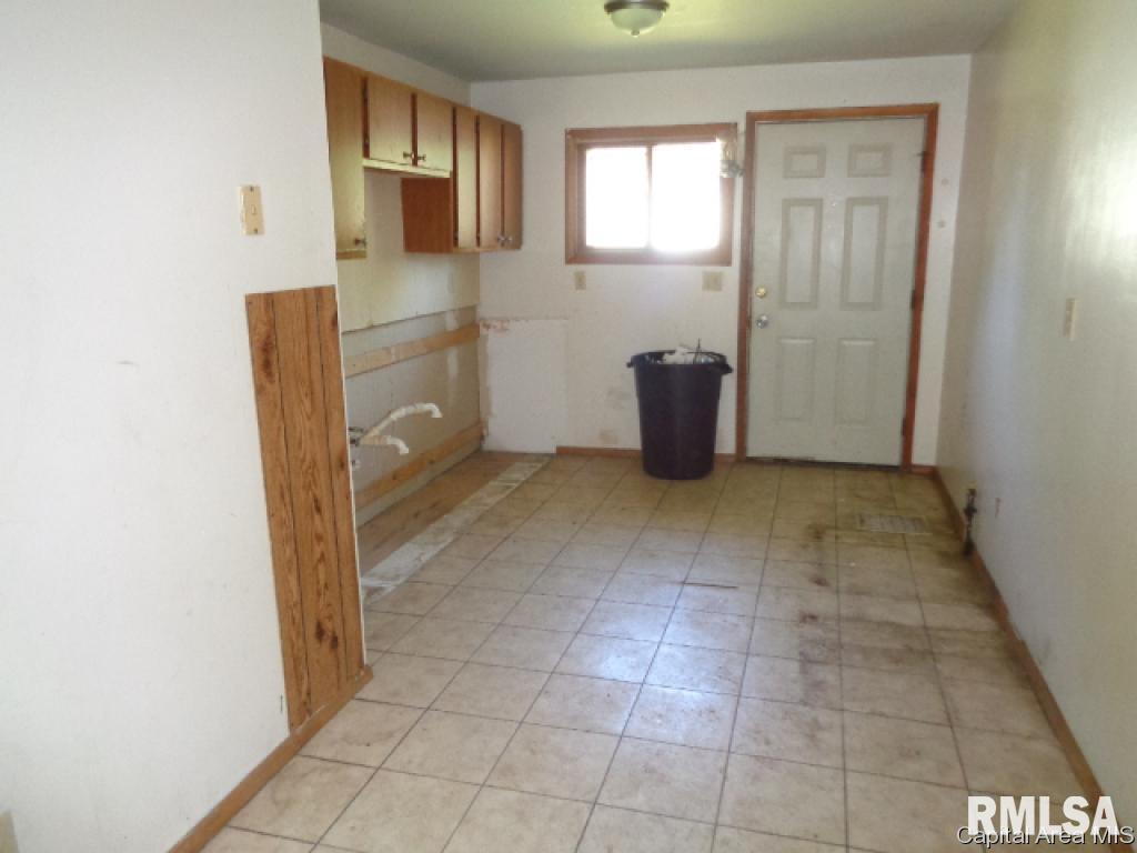 1109 North 7th Street Springfield, IL 62702 - Photo 5 of 9