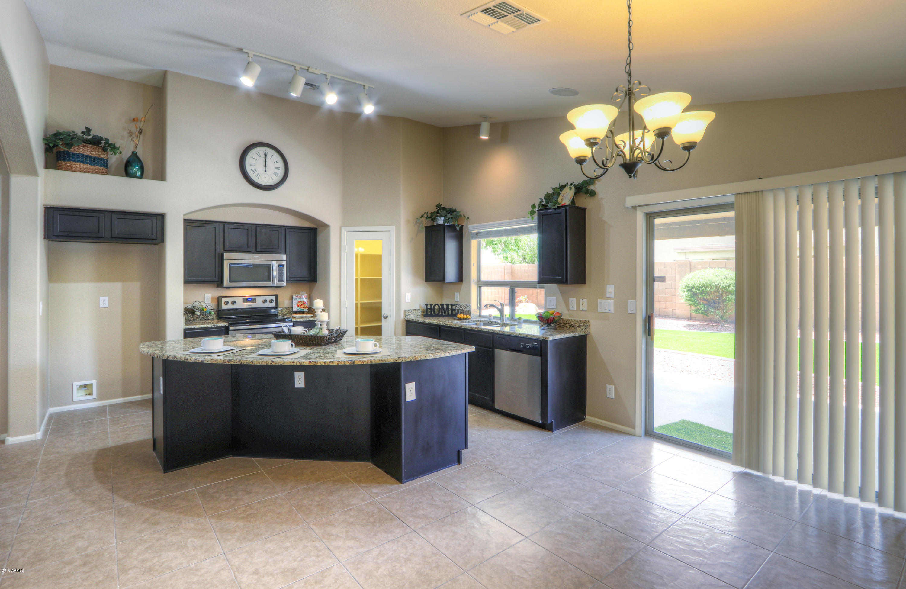 42779 West Venture Road Maricopa, AZ 85138 - Photo 13 of 41 Kitchen Island