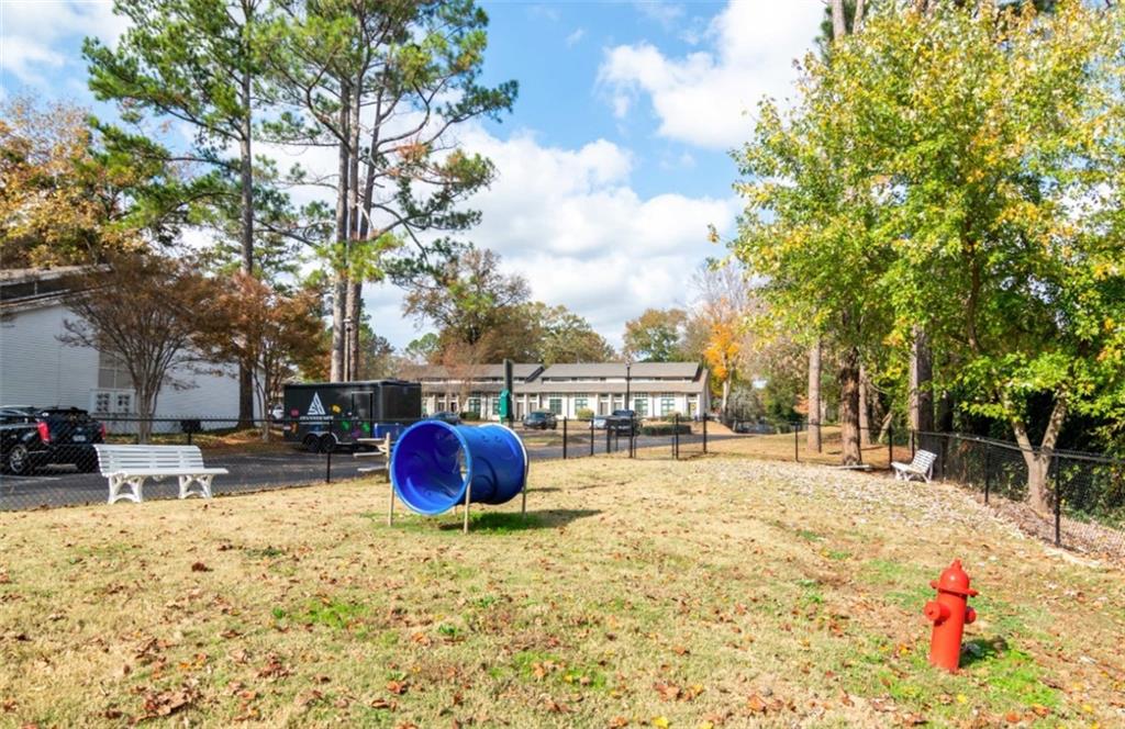 1898 Spring Road Southeast, Unit 7L Smyrna, GA 30080 - Photo 25 of 31