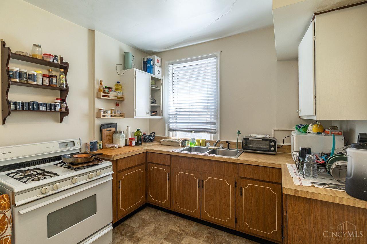 1277 Rutledge Avenue Cincinnati, OH 45205 - Photo 29 of 30