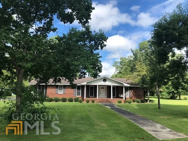 $1,695 | 303 Dixie Street, Brooklet, GA 30415