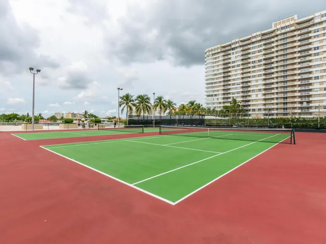 a view of a tennis court