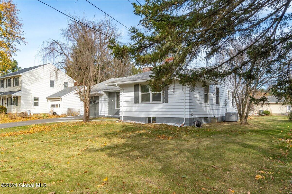 11 Elwood Road Bethlehem, NY 12054 - Photo 38 of 47 49-11 Elwood Rd-49