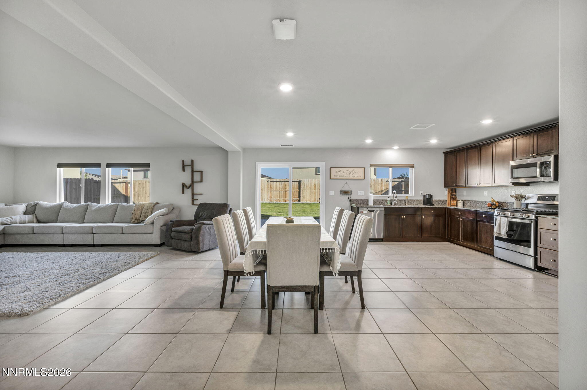 8850 Finnsech Drive Reno, NV 89506 - Photo 7 of 56 40-web-or-mls-8850-finnsech-dr