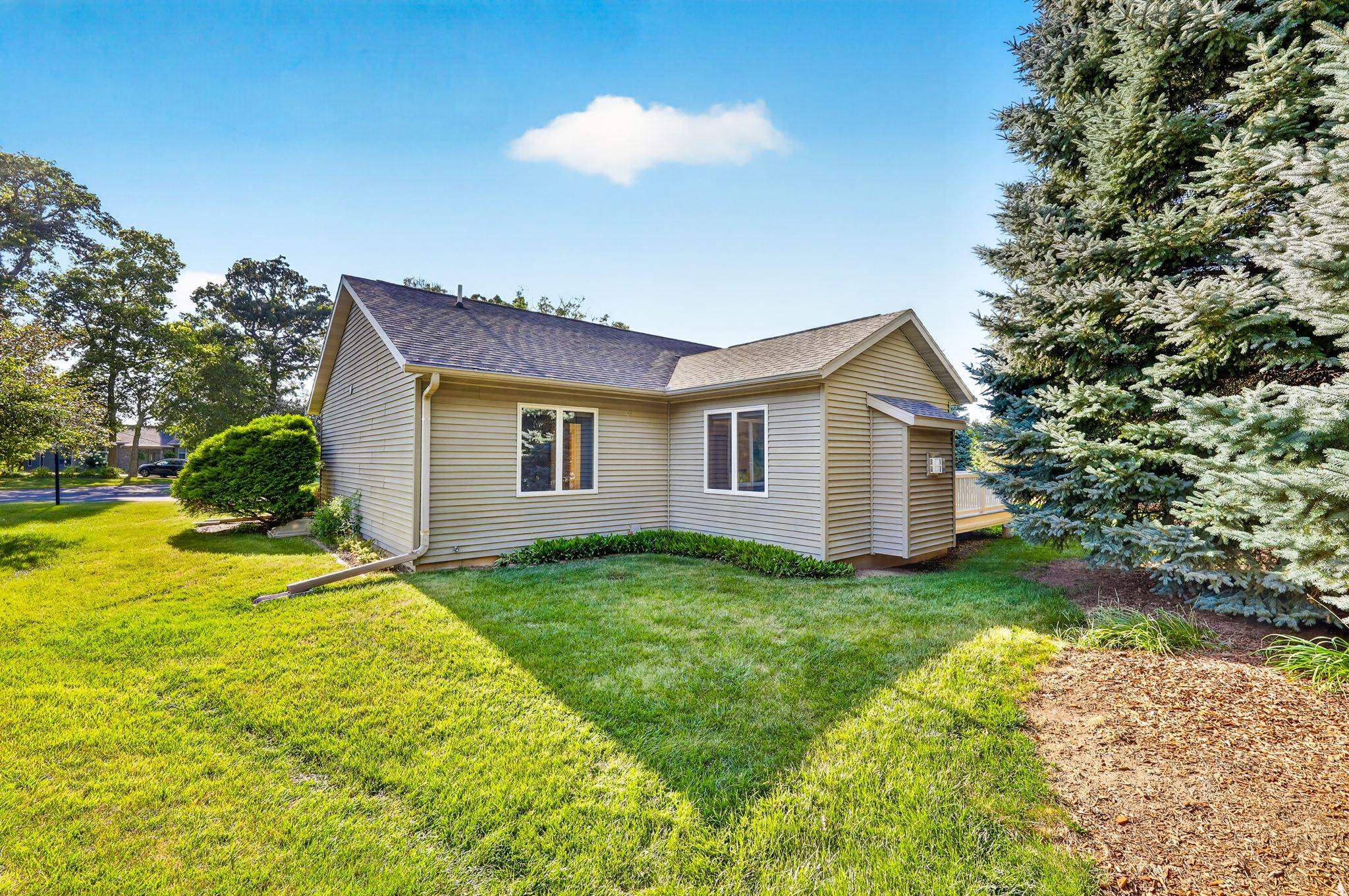 601 Viking View Drive, Unit 8 Reedsburg, WI 53959 - Photo 40 of 46 Gallery Image 40