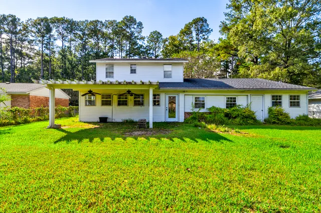 $349,000 | 136 Blossom Street, Goose Creek, SC 29445