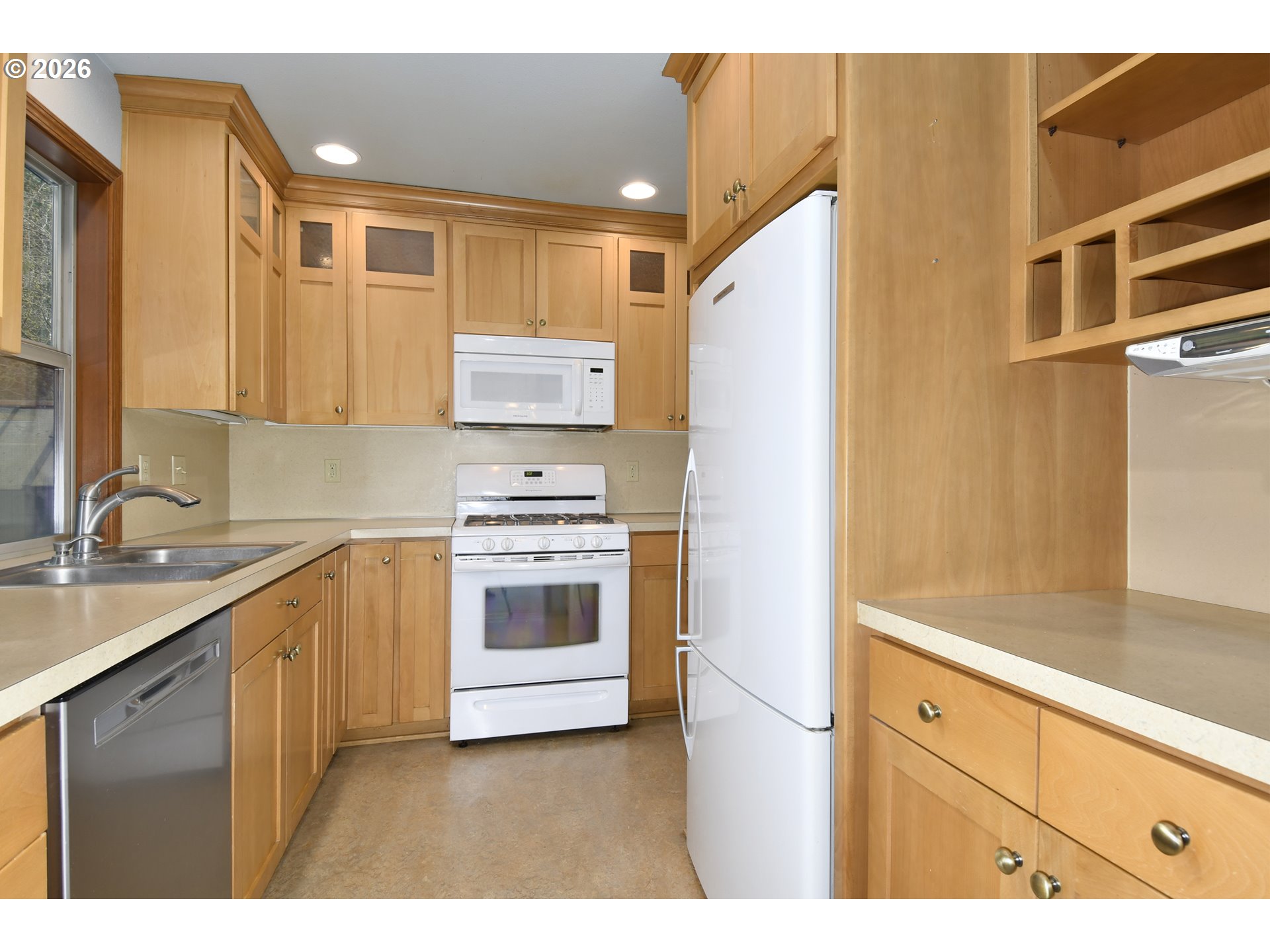 65252 East Alpine Way Rhododendron, OR 97049 - Photo 12 of 42 Gallery Image 12