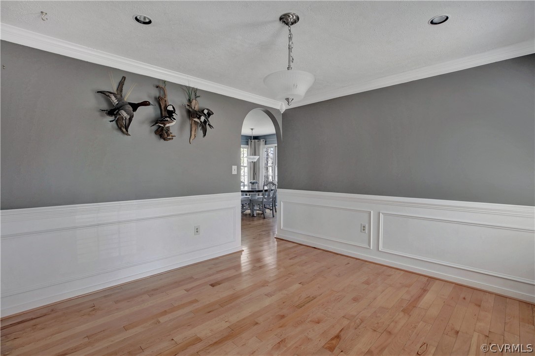 2300 Brookforest Road Midlothian, VA 23112 - Photo 16 of 29 a view of a livingroom with wooden floor
