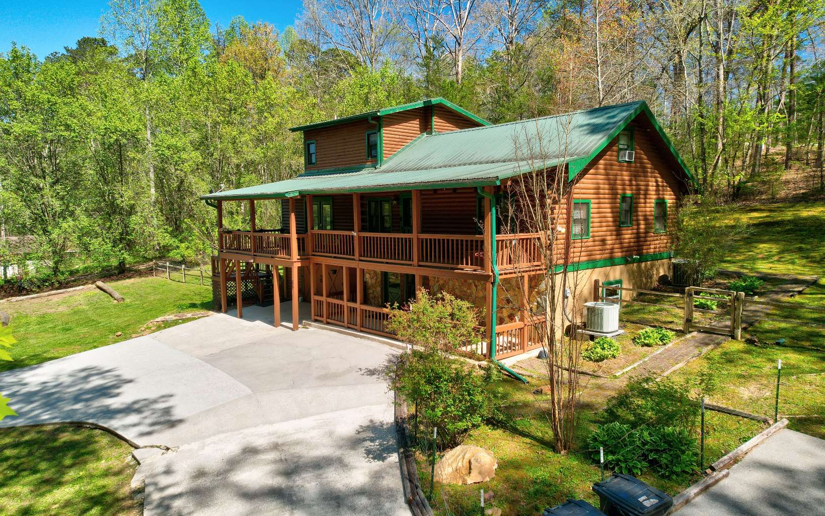 85 Sun Rock Mountain Road Blue Ridge, GA 30513 - Photo 1 of 41 Main View