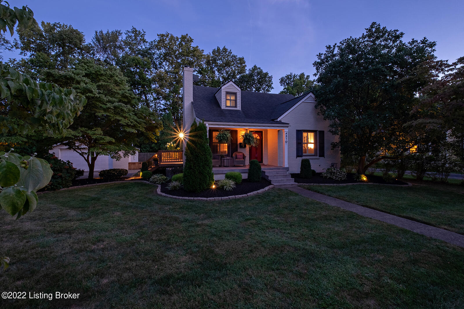 4310 Alton Road Louisville, KY 40207 - Photo 2 of 66 Front Twilight