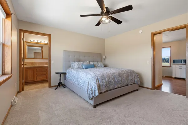 $450,000 | W2521 890th Avenue, Spring Valley, WI 54767