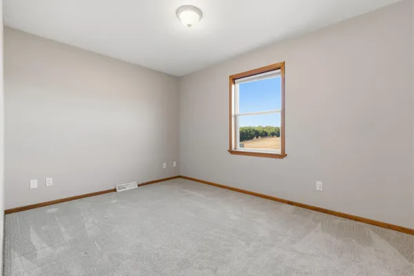 $450,000 | W2521 890th Avenue, Spring Valley, WI 54767