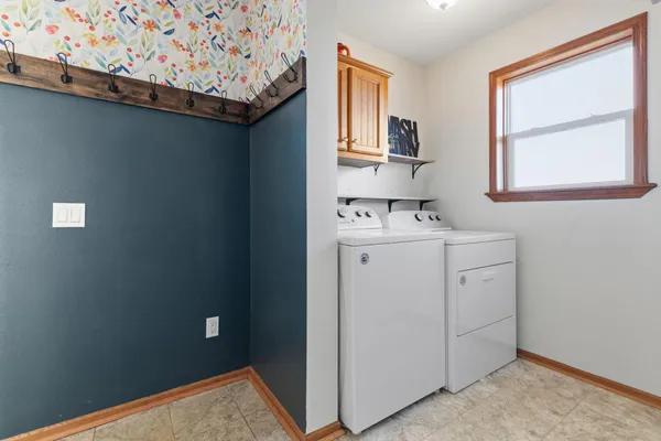 $450,000 | W2521 890th Avenue, Spring Valley, WI 54767