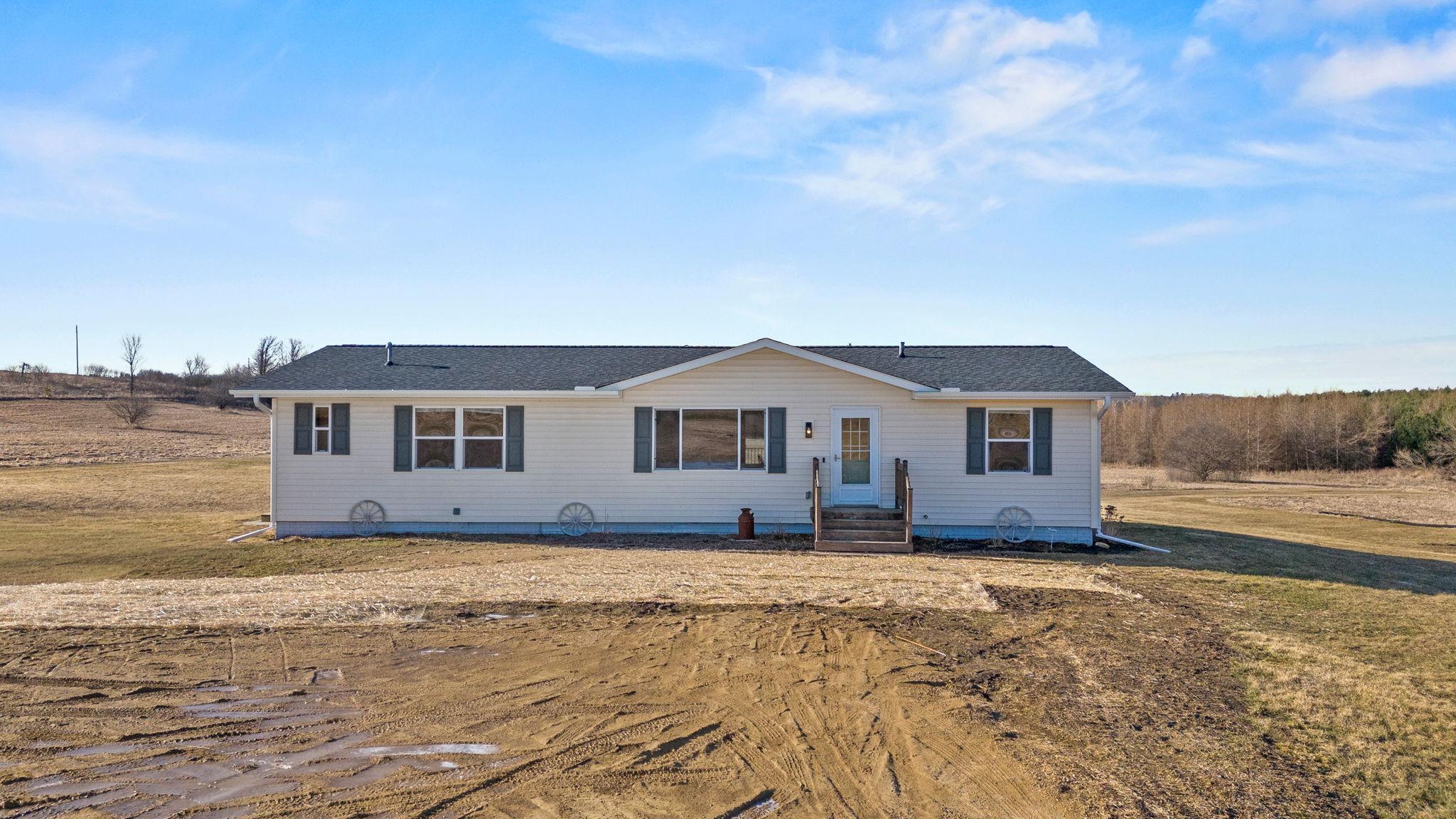 W2521 890th Avenue Spring Valley, WI 54767 - Photo 2 of 40