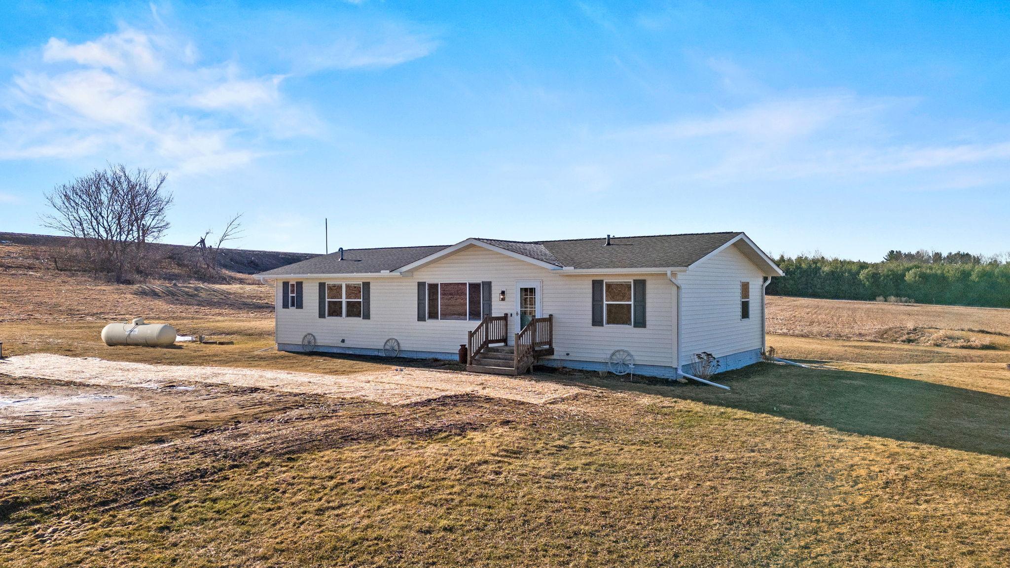 W2521 890th Avenue Spring Valley, WI 54767 - Photo 3 of 40