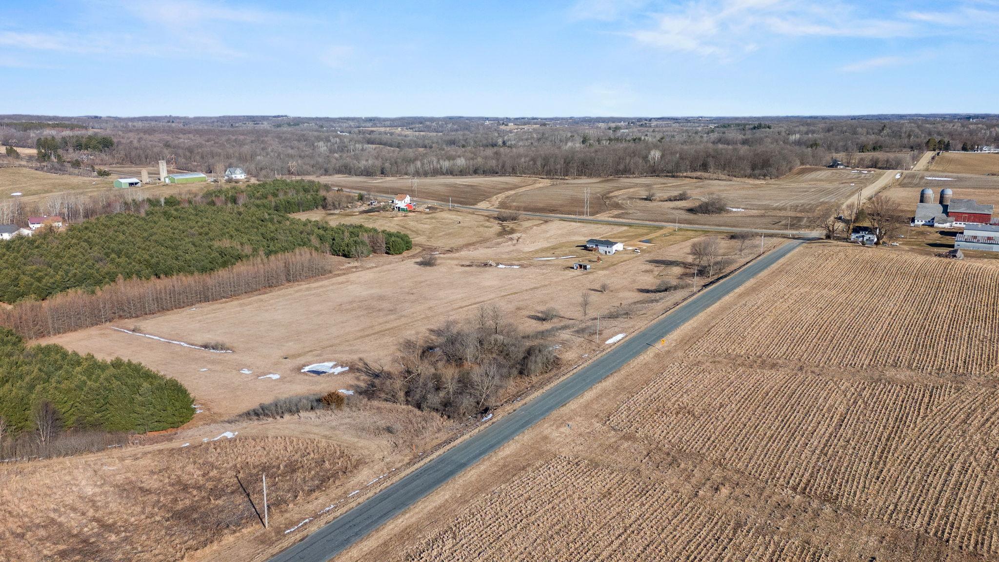 W2521 890th Avenue Spring Valley, WI 54767 - Photo 33 of 40