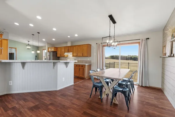 $450,000 | W2521 890th Avenue, Spring Valley, WI 54767