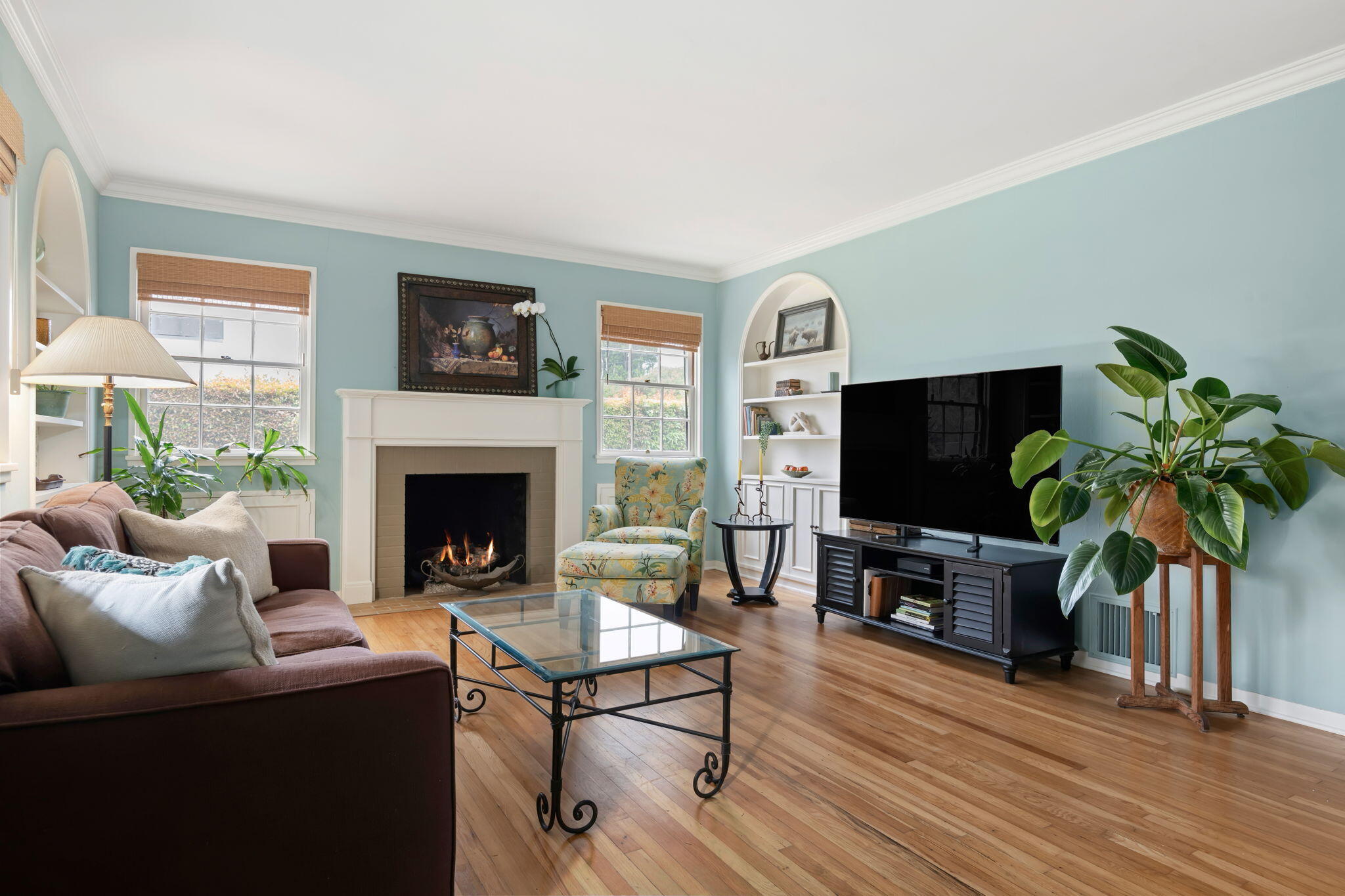 179 Hermosillo Road Santa Barbara, CA 93108 - Photo 39 of 70 07-Living Room
