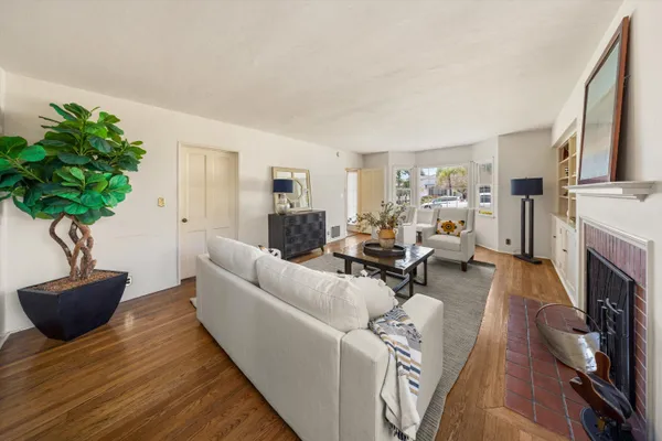 $2,450,000 | 15 West Padre Street, Santa Barbara, CA 93105