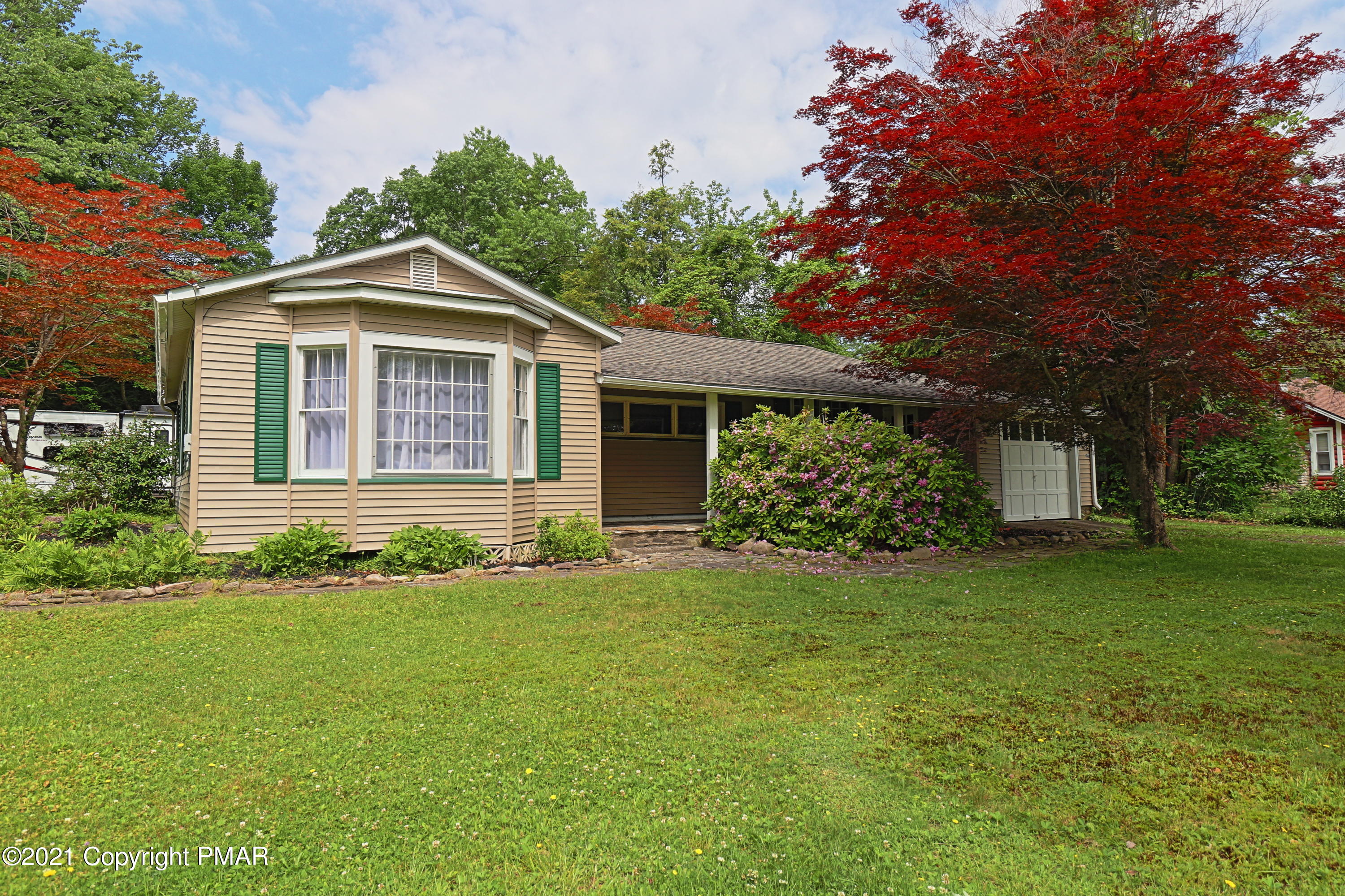 327 Carlton Road Mount Pocono, PA 18344 - Photo 5 of 34 Front Elevation#2 (1)