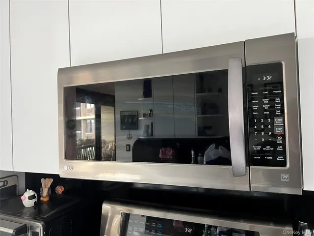 $385,000 | 2 Bay Club Drive, Unit 3H | Bay Terrace