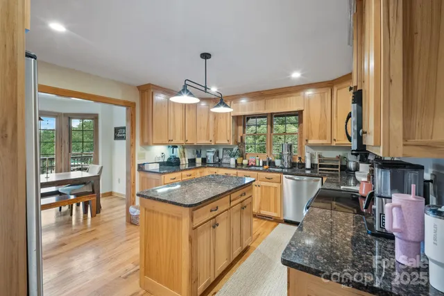 $997,000 | 6500 Duck Creek Road, Lenoir, NC 28645