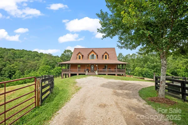 $897,000 | 6500 Duck Creek Road, Lenoir, NC 28645