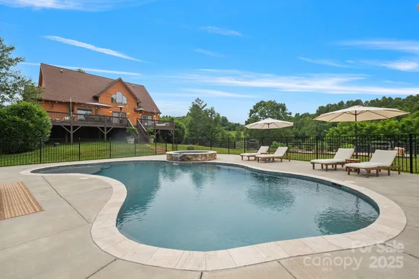 $897,000 | 6500 Duck Creek Road, Lenoir, NC 28645