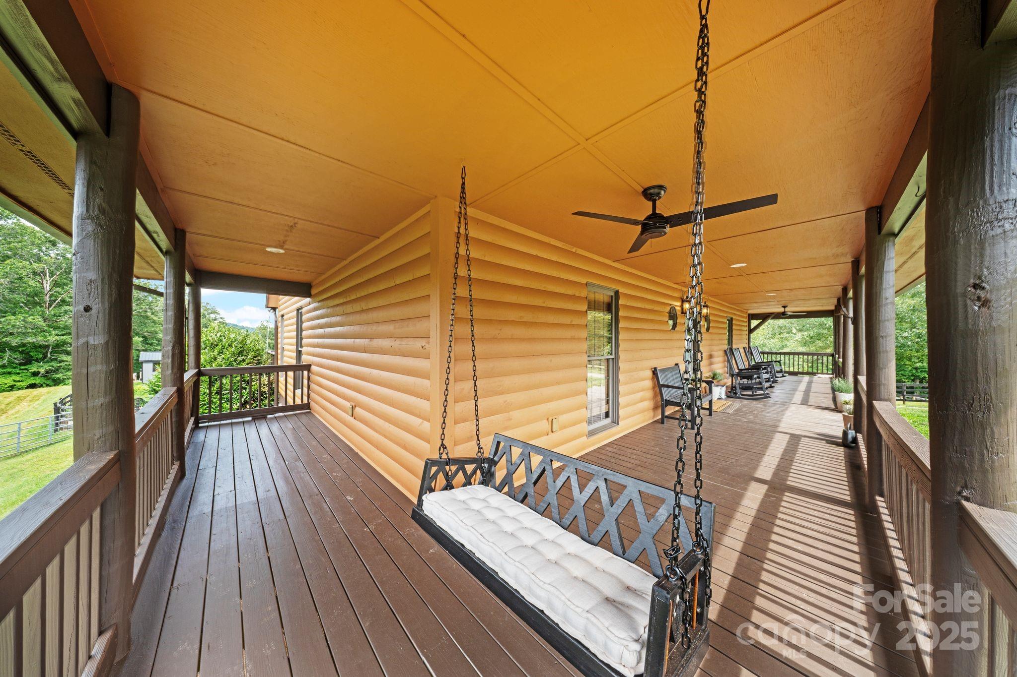 6500 Duck Creek Road Lenoir, NC 28645 - Photo 4 of 40