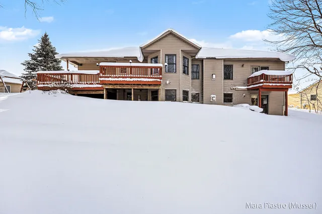 $539,900 | 4035 Patti Road, Dorr, MI 49323