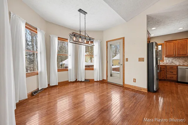 $539,900 | 4035 Patti Road, Dorr, MI 49323