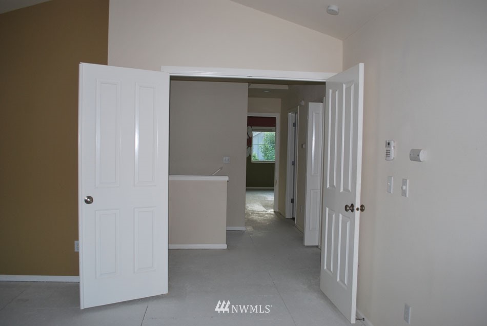 16113 35th Park Southeast Bothell, WA 98012 - Photo 10 of 12 Gallery Image 10
