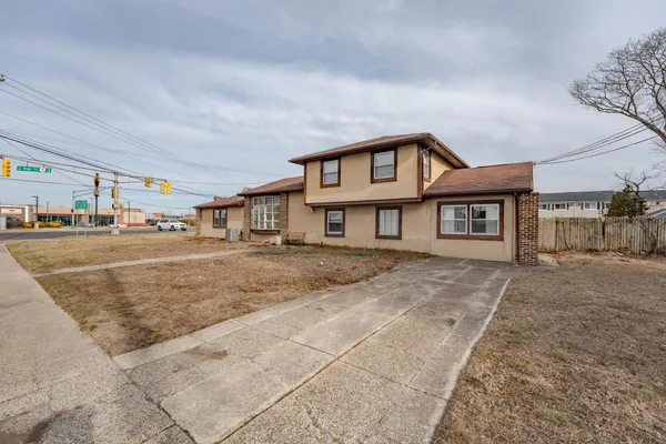 $549,900 | 98 New, Somers Point, NJ 08244