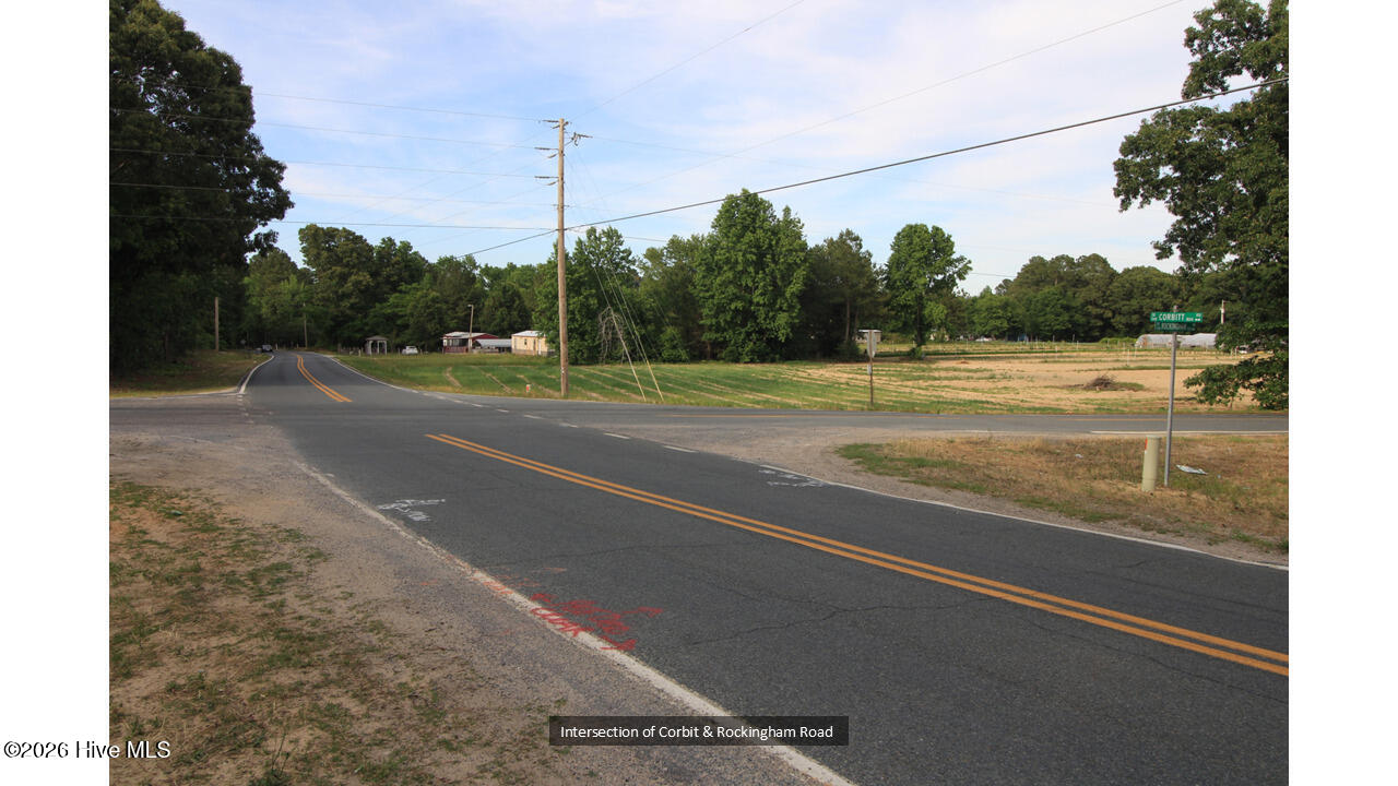 5901 Rockingham Road Laurel Hill, NC 28351 - Photo 12 of 16 11