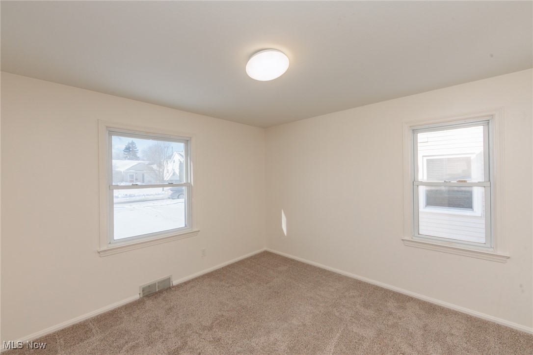 1671 Crestwood Road Cleveland, OH 44124 - Photo 18 of 28 Gallery Image 18