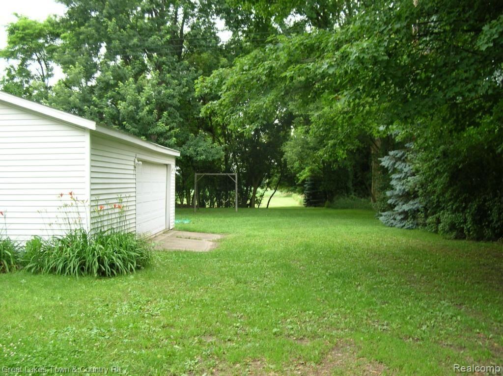 603 Bowers Road Lapeer, MI 48446 - Photo 7 of 11 DSCN3763.jpg