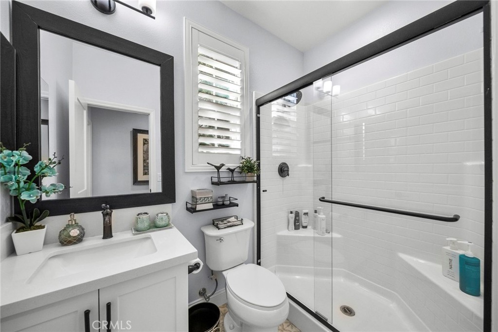 221 Morro Way, Unit 1 Simi Valley, CA 93065 - Photo 17 of 44 Downstairs full bath